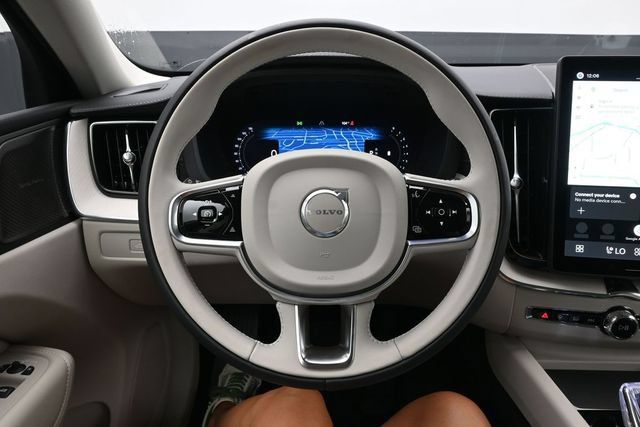 New 2026 Volvo XC60 B5 Ultra w/ Protection Package Premier AWD/4WD image 25