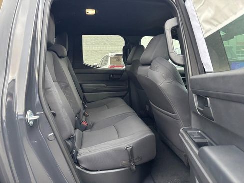 New 2025 Toyota Tacoma SR5 image 5