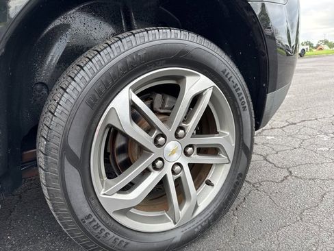 Used 2016 Chevrolet Equinox LTZ w/ Enhanced Convenience Package image 23