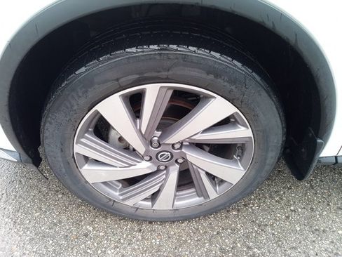 Used 2021 Nissan Murano SL w/ SL Moonroof Package image 9