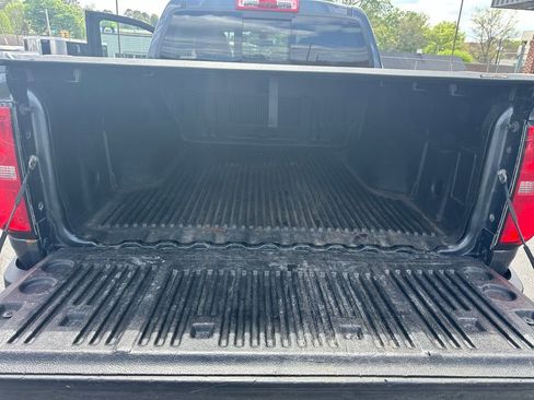 Used 2017 Chevrolet Colorado LT w/ LT Convenience Package image 24