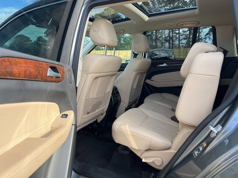 Used 2018 Mercedes-Benz GLS 450 4MATIC image 9