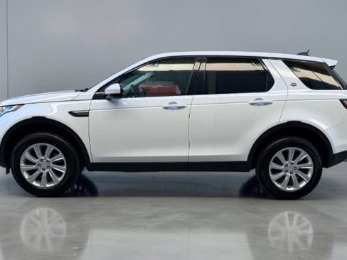 Used 2019 Land Rover Discovery Sport SE AWD/4WD image 3