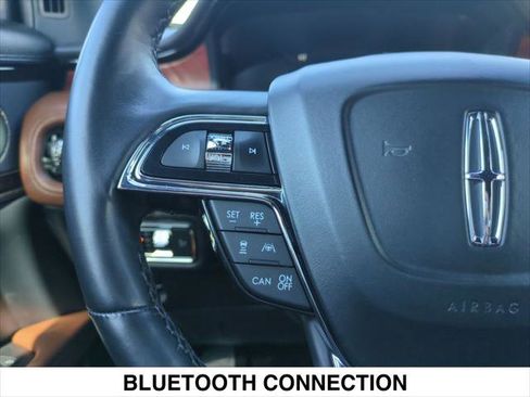 Certified 2021 Lincoln Nautilus Reserve image 14