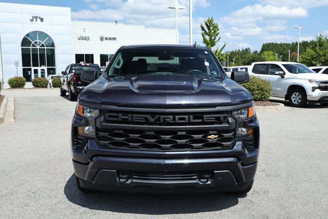 Used 2023 Chevrolet Silverado 1500 Custom RWD image 2