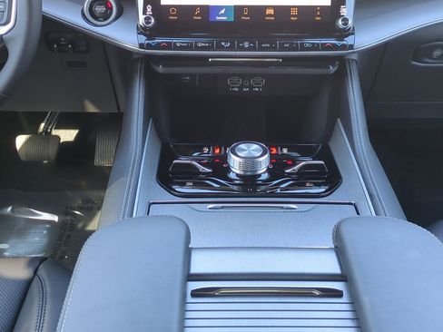 New 2026 Jeep Grand Wagoneer Limited AWD/4WD image 20