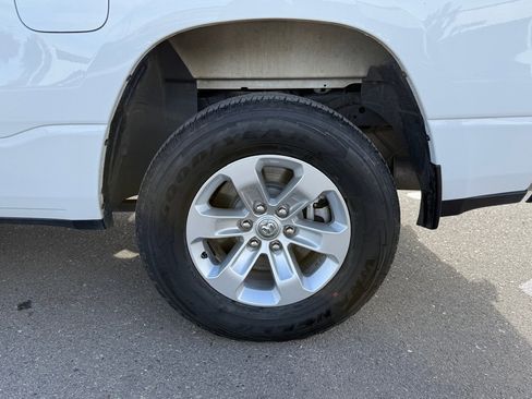 Used 2023 RAM 1500 Laramie image 70