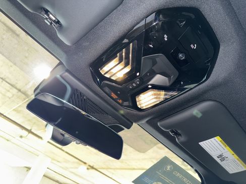 Certified 2025 BMW X3 xDrive30i w/ Premium Package image 30