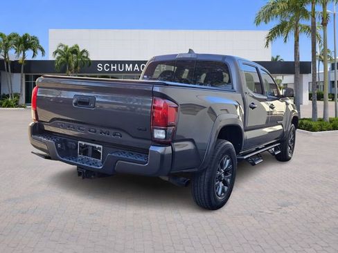 Used 2023 Toyota Tacoma SR5 w/ Technology Package RWD image 7