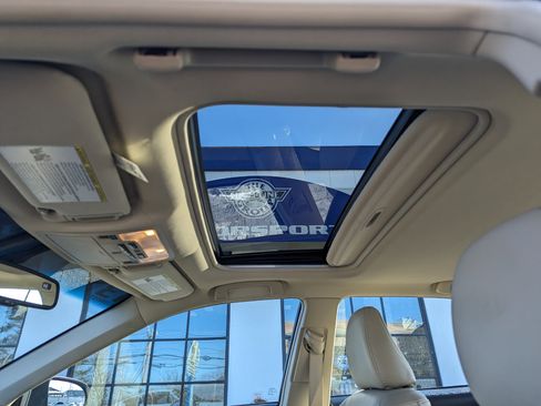 Used 2013 Toyota Camry XLE image 30