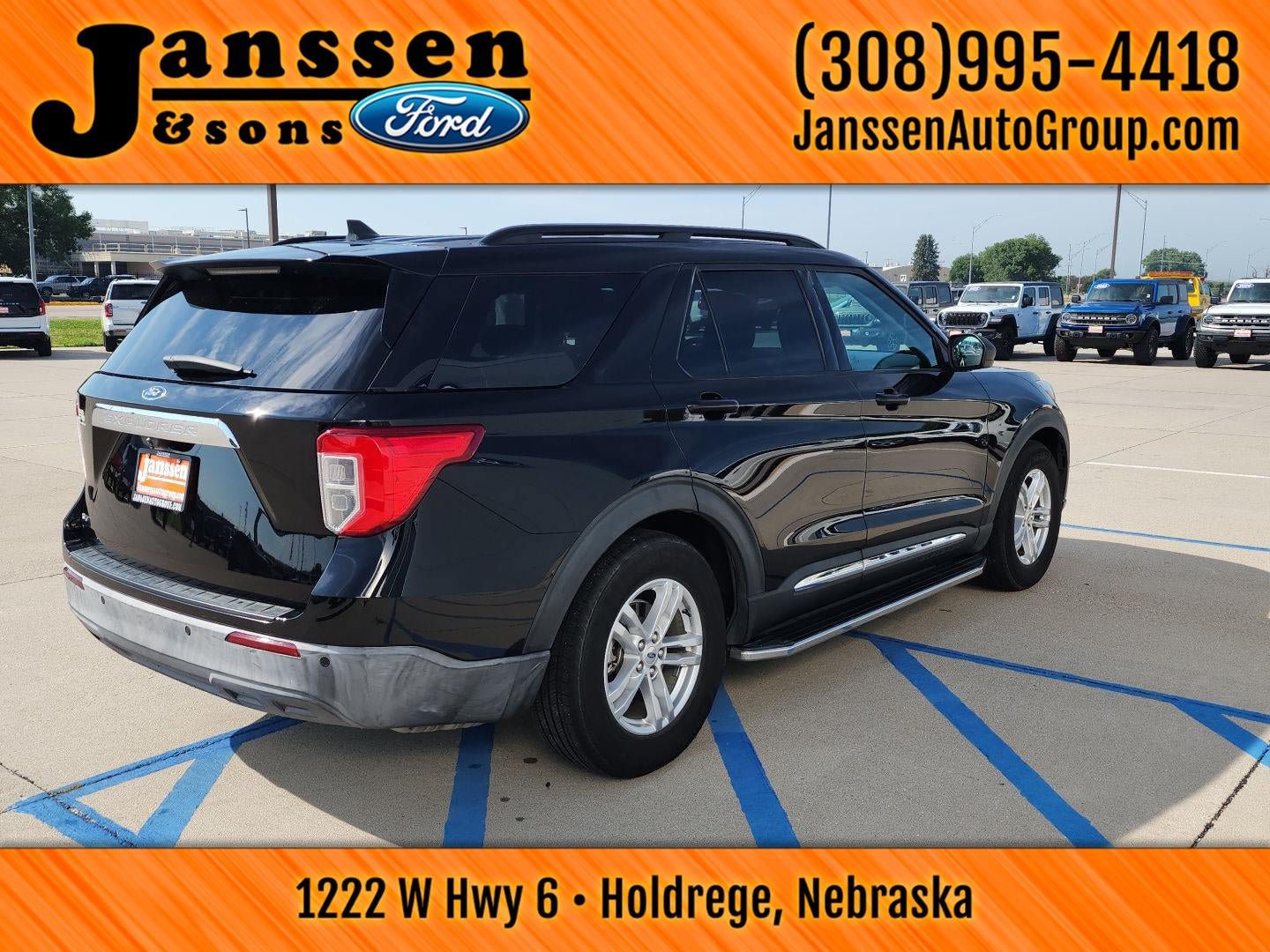 Used 2021 Ford Explorer XLT RWD image 6