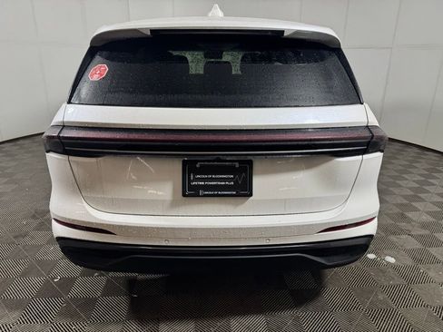 New 2025 Lincoln Nautilus Premier w/ Equipment Group 102A image 4