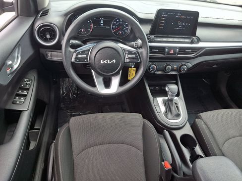 Used 2023 Kia Forte LXS FWD image 11
