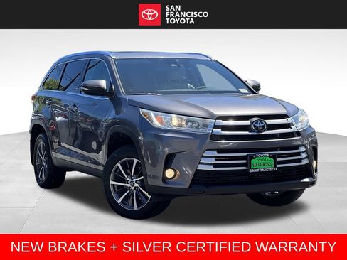 Certified 2019 Toyota Highlander XLE AWD/4WD image 7