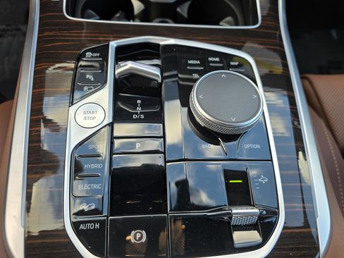 New 2026 BMW X5 xDrive50e w/ M Sport Package image 20