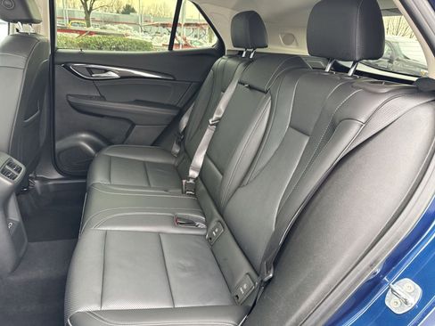 Used 2023 Buick Envision Essence image 22