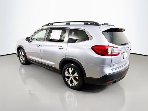 Used 2023 Subaru Ascent Premium AWD/4WD image 5