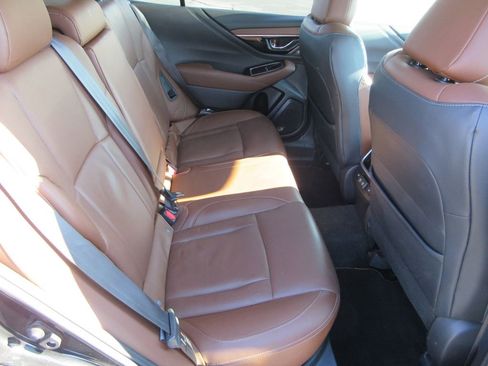 Used 2021 Subaru Outback Touring w/ Popular Package #2 image 19