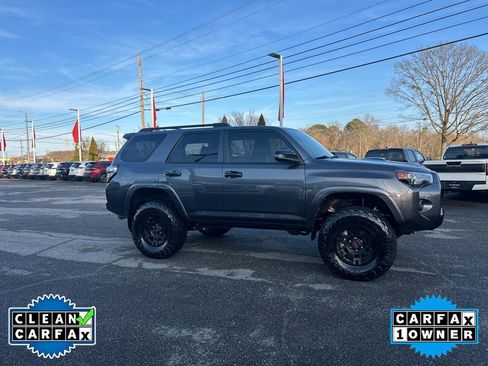 Used 2021 Toyota 4Runner Venture w/ Moonroof Package image 2
