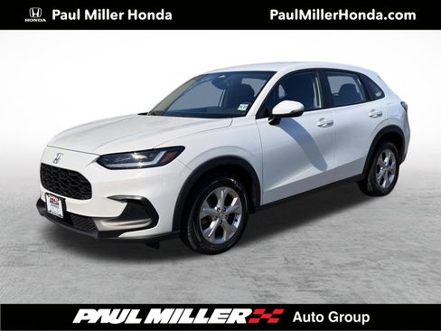 Certified 2023 Honda HR-V LX image 1