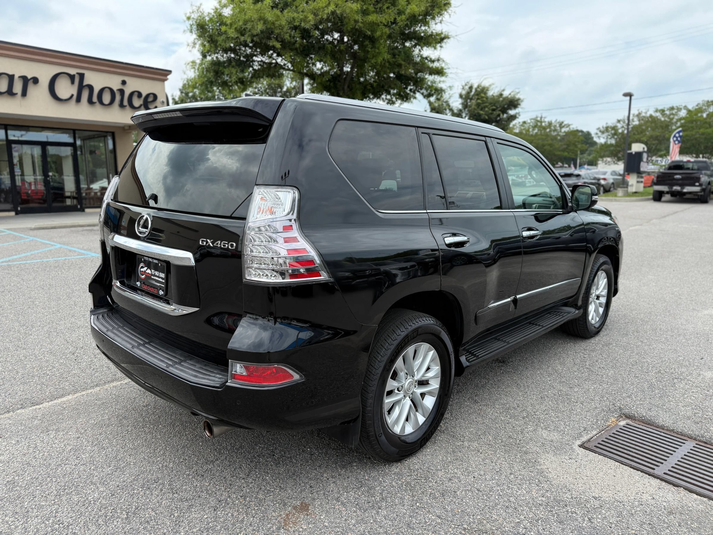 Used 2018 Lexus GX 460 Premium w/ Premium Package AWD/4WD image 8
