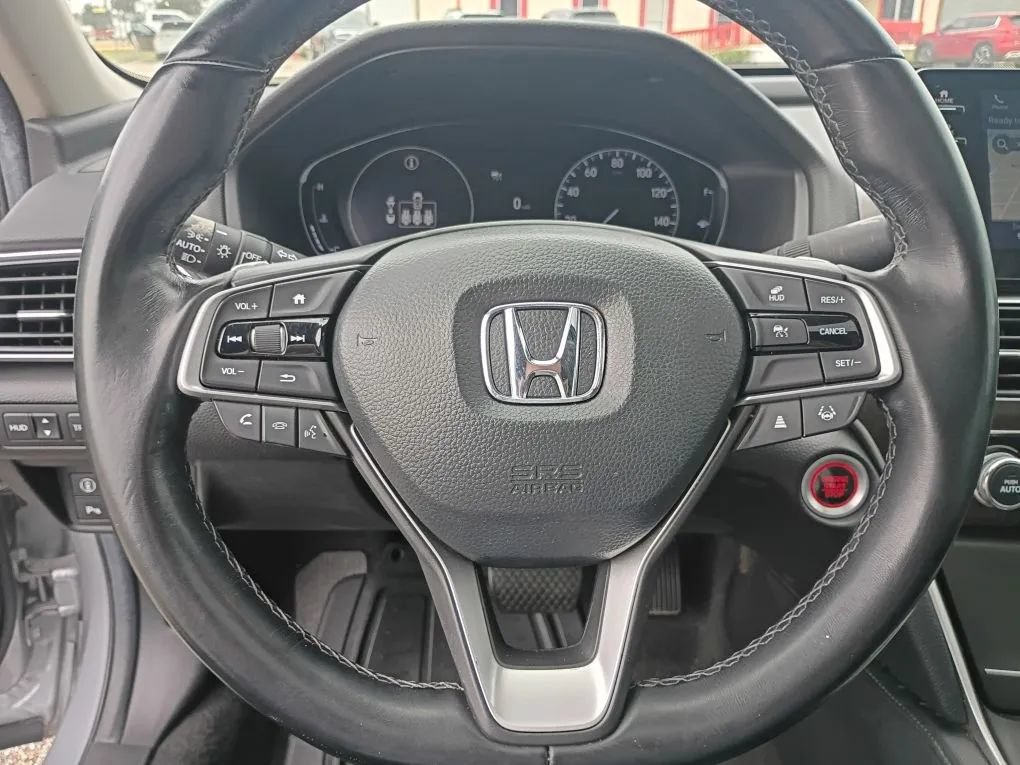 Used 2021 Honda Accord Touring image 16