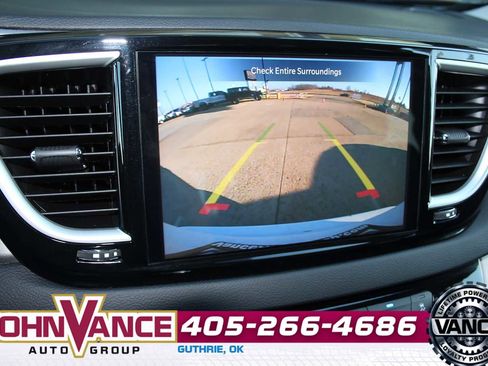 Used 2024 Chrysler Pacifica Touring-L image 33