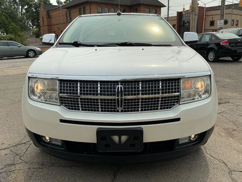 Used 2010 Lincoln MKX AWD image 9