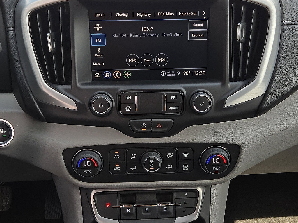 Used 2024 GMC Terrain SLT FWD image 11