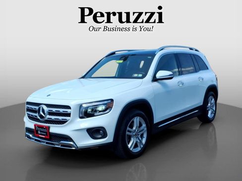 Used 2021 Mercedes-Benz GLB 250 4MATIC image 8