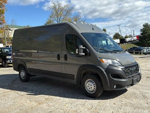 New 2026 RAM ProMaster 2500 w/ Convenience Group image 2