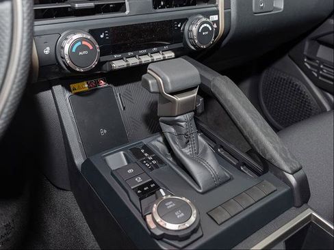 New 2026 Toyota Tacoma SR5 AWD/4WD image 15