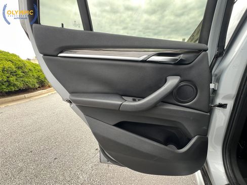 Used 2018 BMW X1 sDrive28i w/ Convenience Package FWD image 48