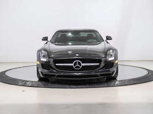 Used 2011 Mercedes-Benz SLS AMG Coupe image 6