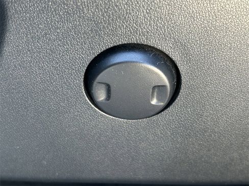 Used 2019 Toyota Tundra SR5 image 25