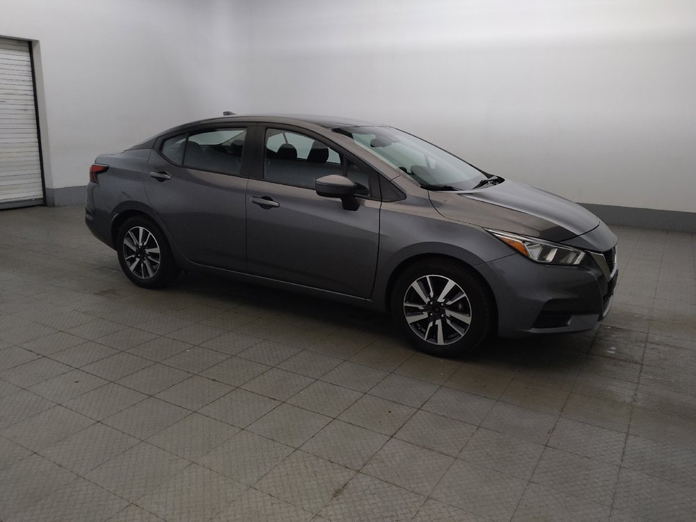 Used 2021 Nissan Versa SV FWD image 11