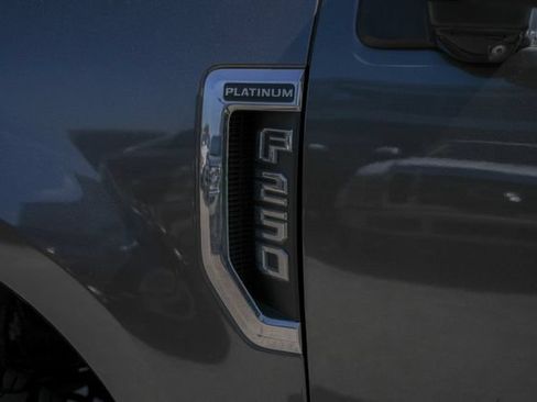 Used 2018 Ford F250 Platinum w/ Platinum Ultimate Package AWD/4WD image 18