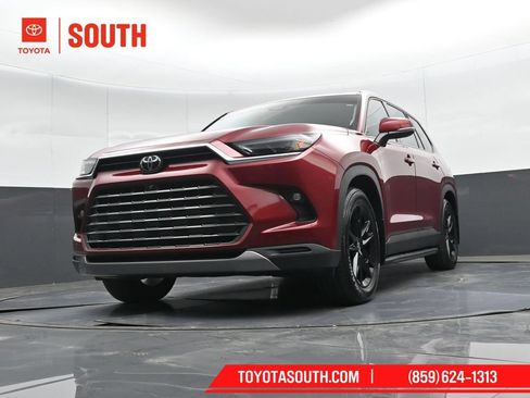 Used 2024 Toyota Grand Highlander AWD image 49