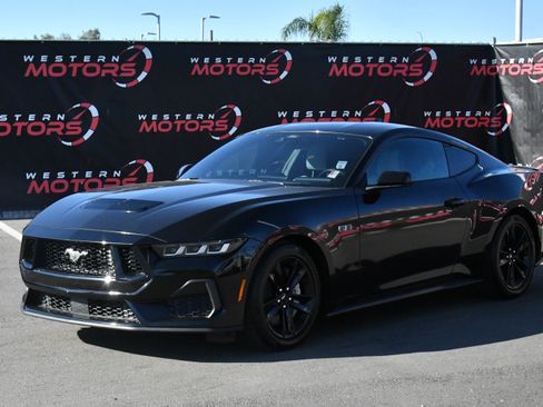 Used 2024 Ford Mustang GT image 3