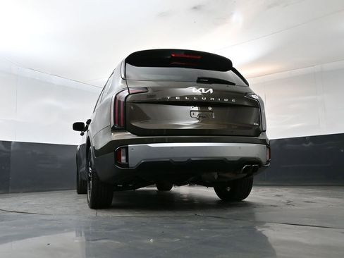 Used 2023 Kia Telluride SX AWD/4WD image 22
