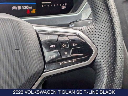 Used 2023 Volkswagen Tiguan SE R-Line image 21