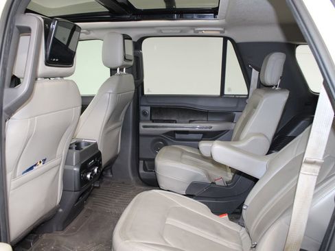 Used 2020 Ford Expedition Max Limited w/ Equipment Group 302A image 21
