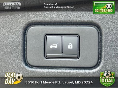 Used 2025 Nissan Pathfinder SV AWD/4WD image 22