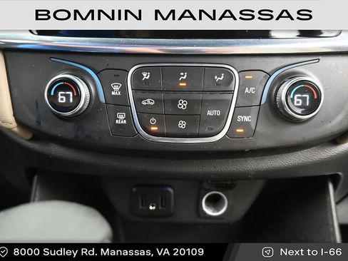 Used 2022 Chevrolet Traverse LS w/ Midnight/Sport Edition FWD image 21