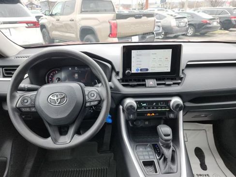 Used 2024 Toyota RAV4 LE image 11