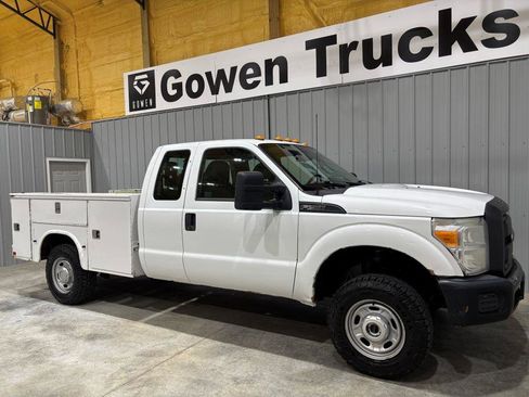 Used 2015 Ford F250 XL AWD/4WD image 3