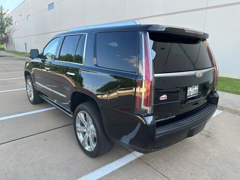 Used 2016 Cadillac Escalade Premium RWD image 11