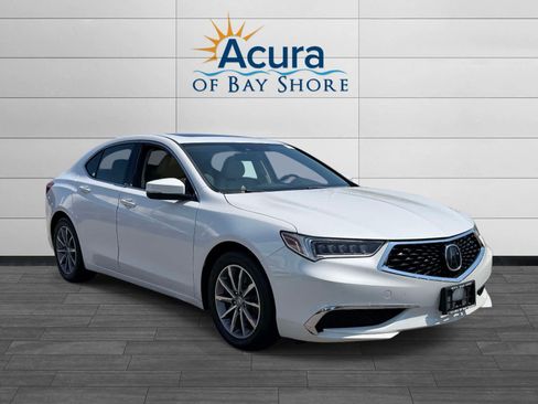 Used 2019 Acura TLX FWD image 2