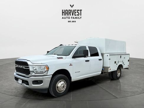 Used 2022 RAM 3500 Tradesman w/ Chrome Appearance Group AWD/4WD image 1