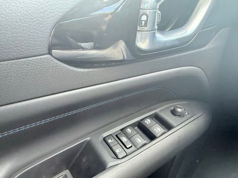 New 2026 Jeep Compass Latitude AWD/4WD image 10